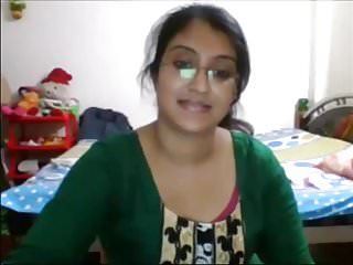 Jetta reccomend Seducing nude indian teen girls