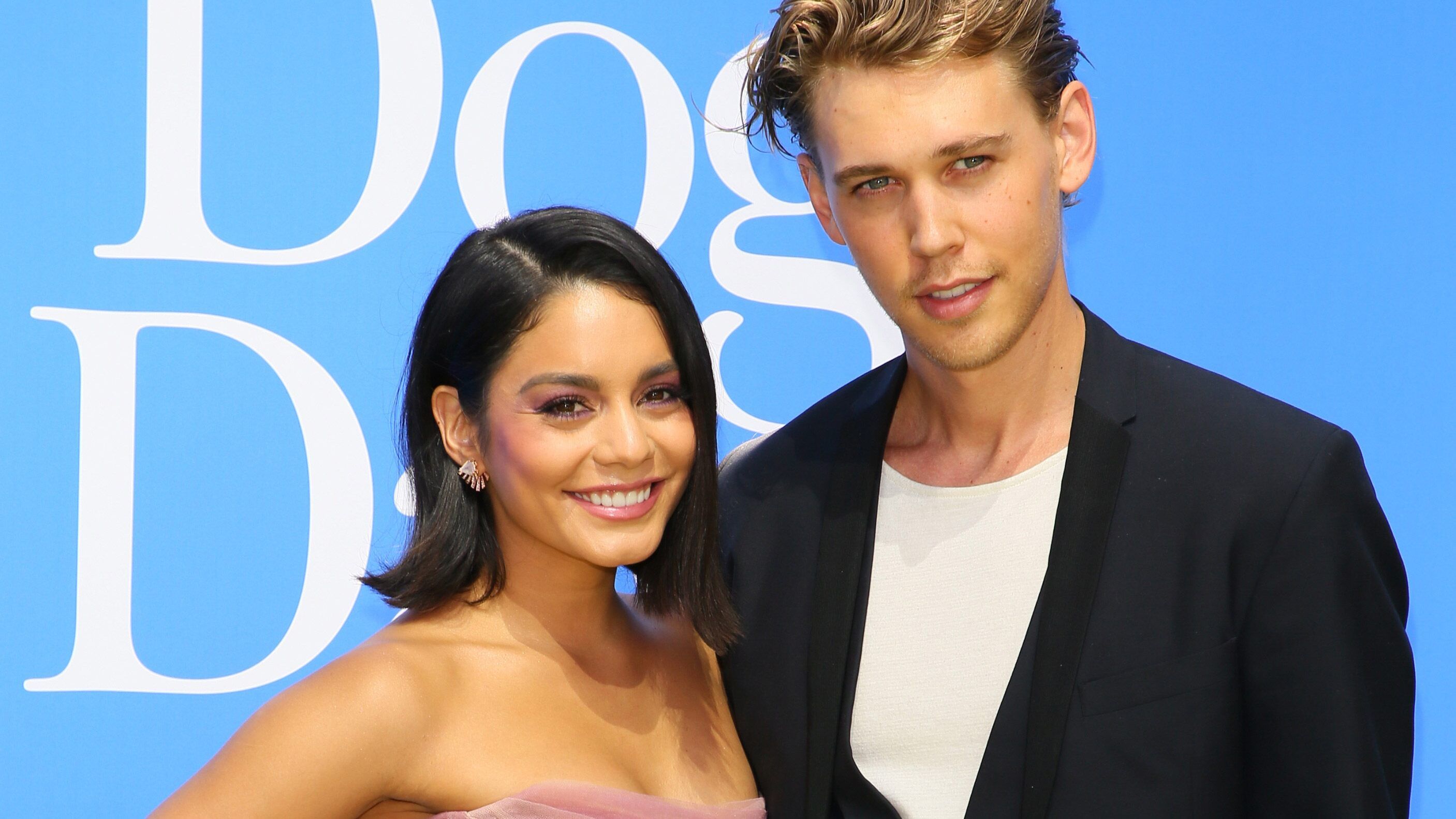 4-Wheel D. reccomend Who is selena gomez hookup march 2018 Who is selena gomez hookup march 2018