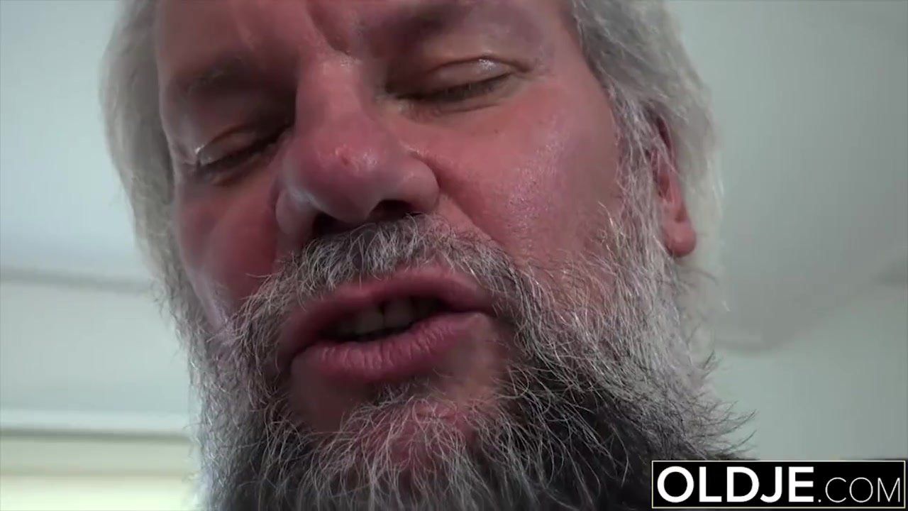 best of Face Male videos orgasm Bronze O. recomended Girls squirting in boys mouth